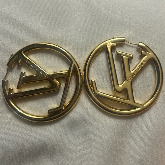 Louis Vuitton Earrings - Picture 1 of 2